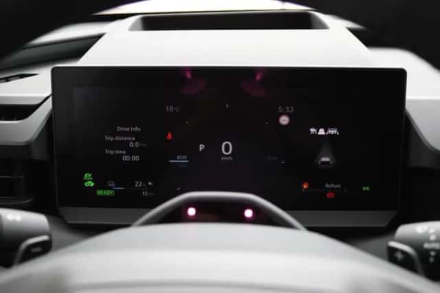 Toyota RAV4 (2026) thumbnail 6