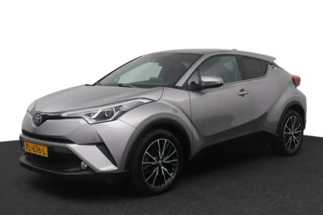 Toyota C-HR (2017) thumbnail 1