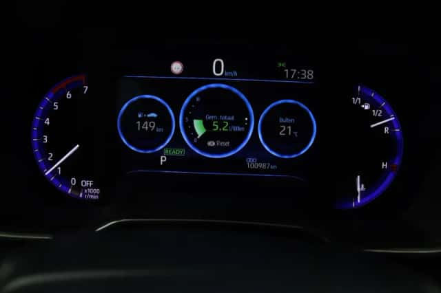 Toyota Corolla (2020) thumbnail 6
