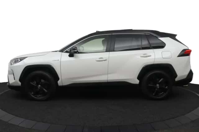 Toyota RAV4 (2020) thumbnail 3