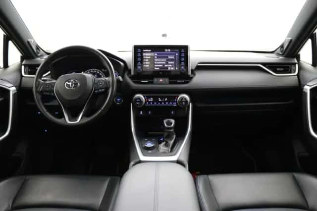 Toyota RAV4 (2020) thumbnail 4