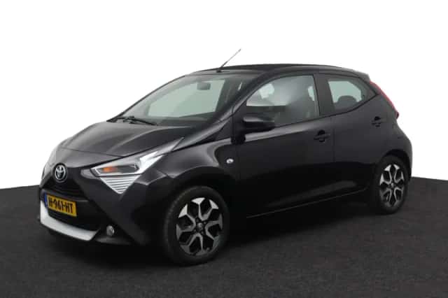 Toyota Aygo (2018) thumbnail 1