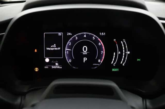 Lexus LBX (2025) thumbnail 6
