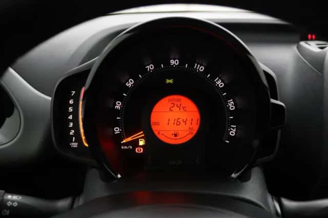 Toyota Aygo (2022) thumbnail 6