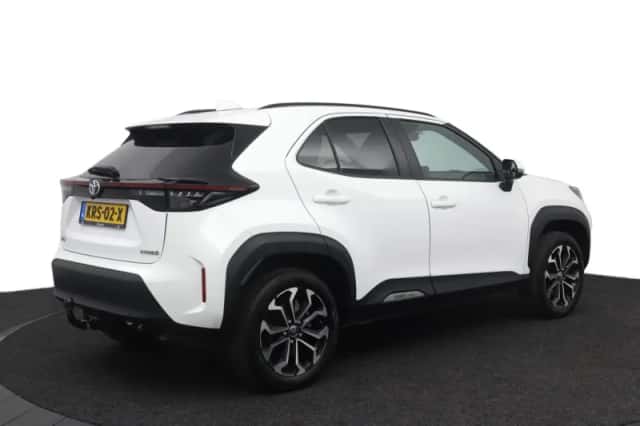 Toyota Yaris Cross (2024) thumbnail 2