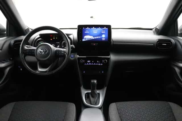 Toyota Yaris Cross (2024) thumbnail 4