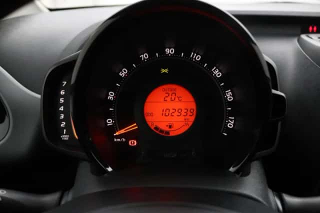 Toyota Aygo (2021) thumbnail 6