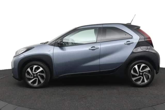 Toyota Aygo X (2024) thumbnail 3