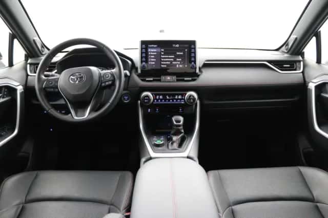 Toyota RAV4 (2021) thumbnail 4