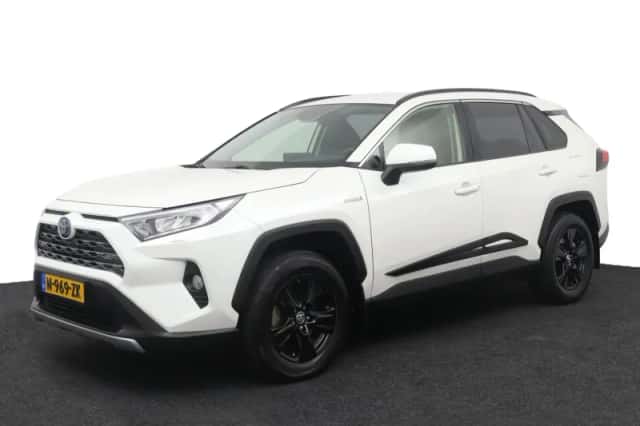 Toyota RAV4 (2021) thumbnail 1