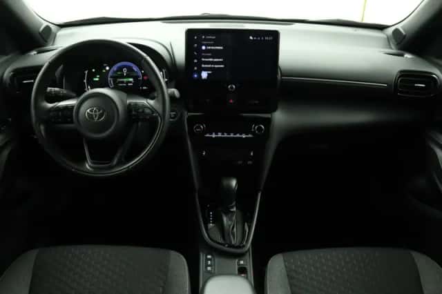 Toyota Yaris Cross (2025) thumbnail 4