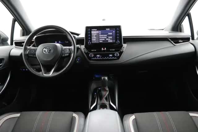 Toyota Corolla (2021) thumbnail 4
