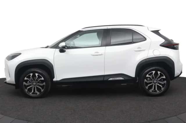 Toyota Yaris Cross (2025) thumbnail 3