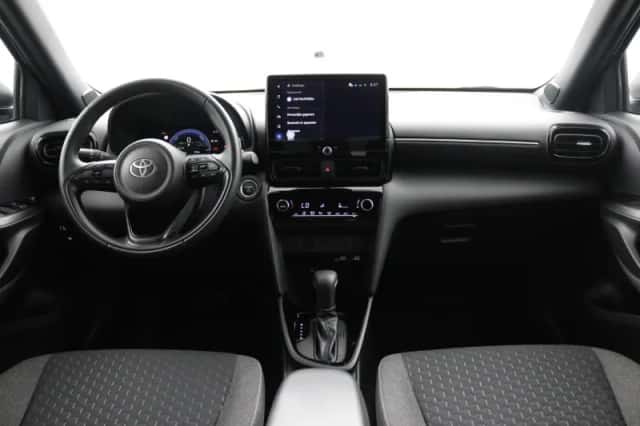 Toyota Yaris Cross (2025) thumbnail 4