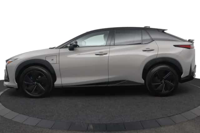 Lexus RZ (2026) thumbnail 3
