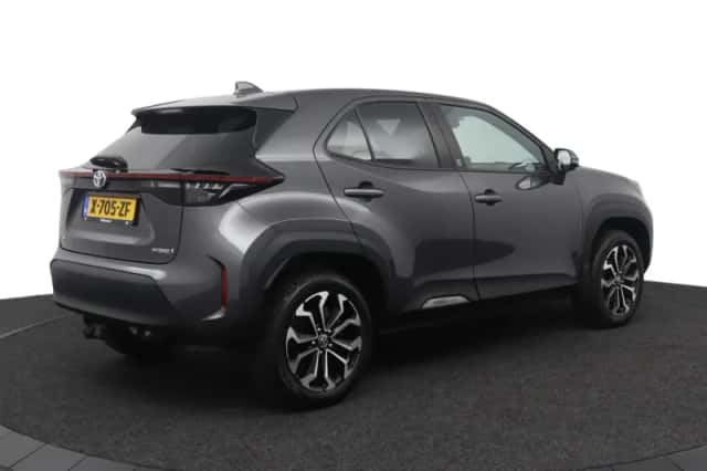 Toyota Yaris Cross (2023) thumbnail 2