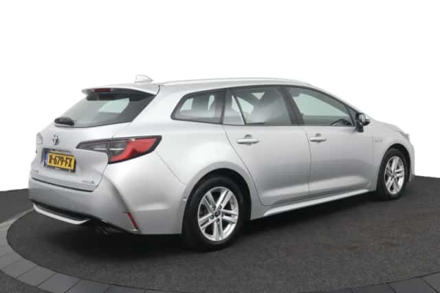 Toyota Corolla (2020) thumbnail 2
