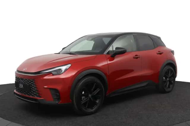 Lexus LBX (2026) thumbnail 1