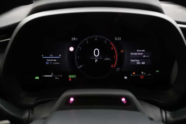 Lexus LBX (2026) thumbnail 6