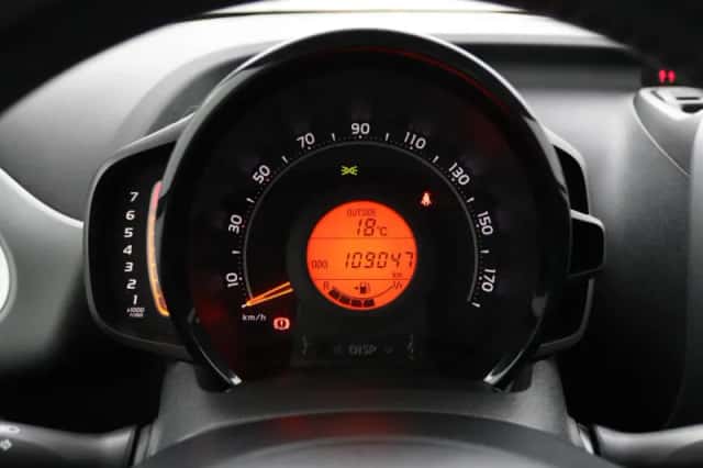 Toyota Aygo (2021) thumbnail 6
