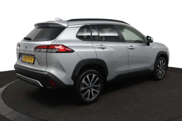 Toyota Corolla Cross (2025) thumbnail 2