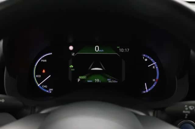 Toyota Yaris Cross (2023) thumbnail 6