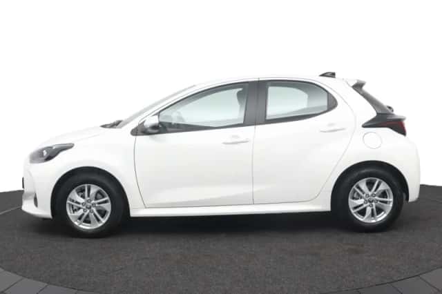 Toyota Yaris (2026) thumbnail 3