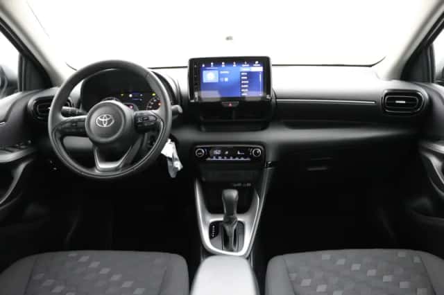 Toyota Yaris (2026) thumbnail 4