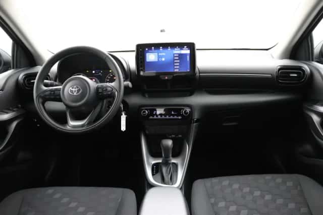 Toyota Yaris (2026) thumbnail 4