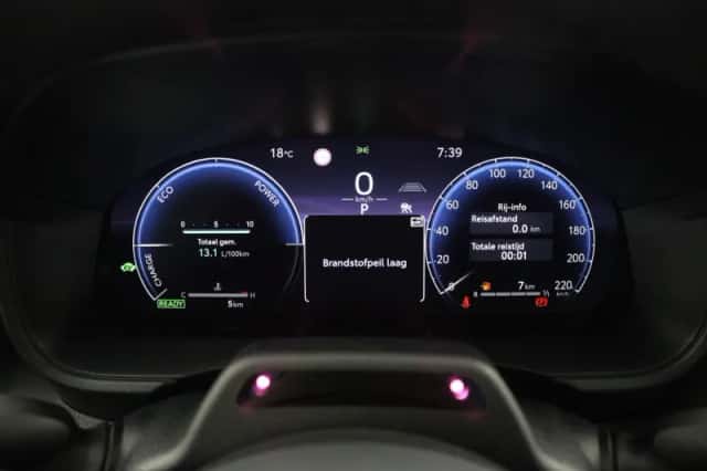 Toyota Yaris Cross (2026) thumbnail 6