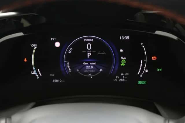 Lexus NX (2022) thumbnail 6