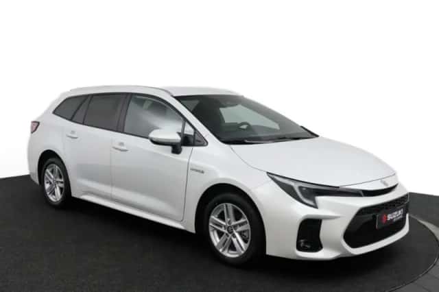 Suzuki Swace (2025) thumbnail 3