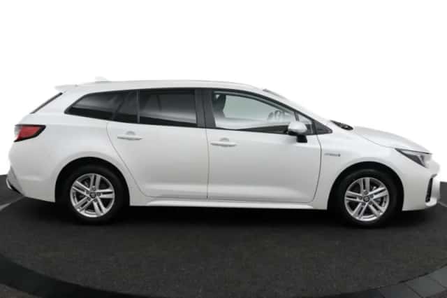Suzuki Swace (2025) thumbnail 6