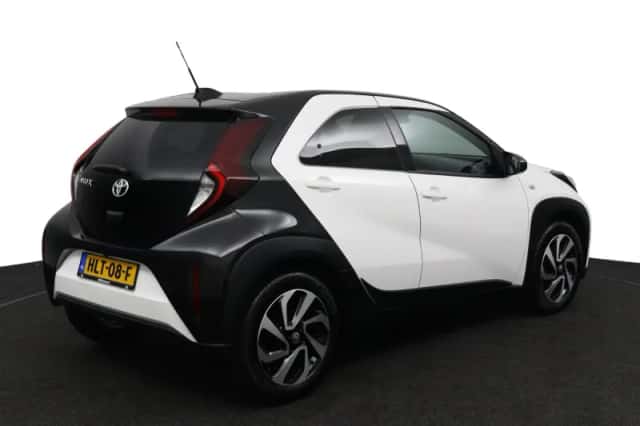 Toyota Aygo X (2025) thumbnail 2