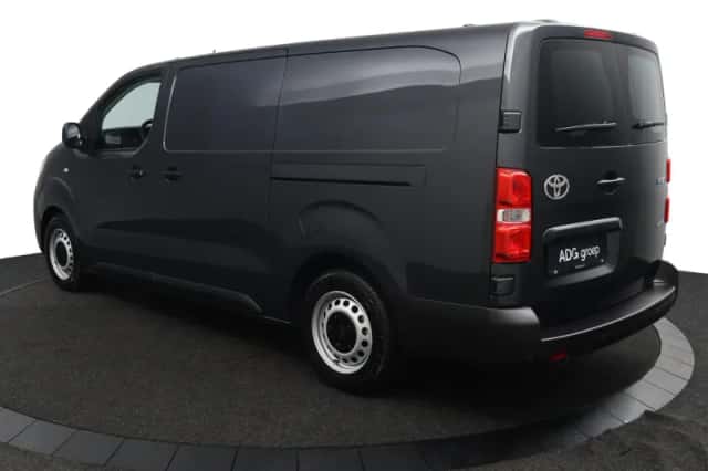 Toyota ProAce Long Worker (2026) thumbnail 4