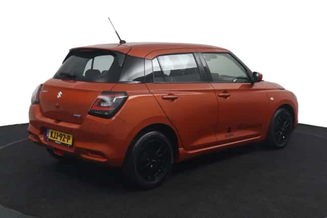 Suzuki Swift (2026) thumbnail 2