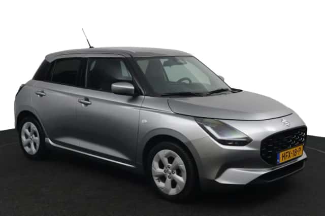 Suzuki Swift (2025) thumbnail 3