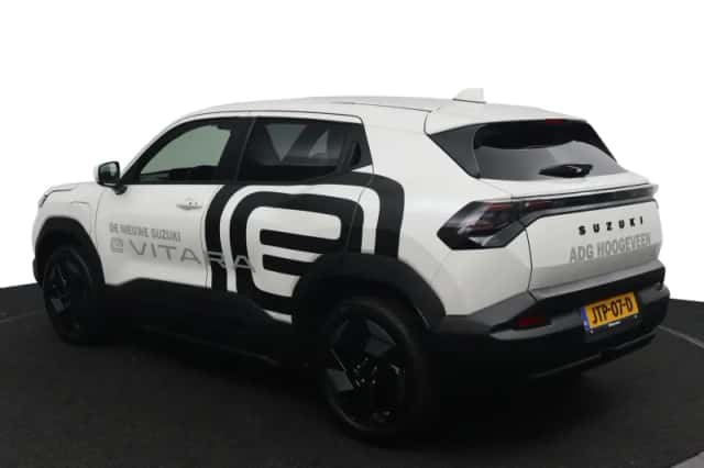 Suzuki e-Vitara (2026) thumbnail 4