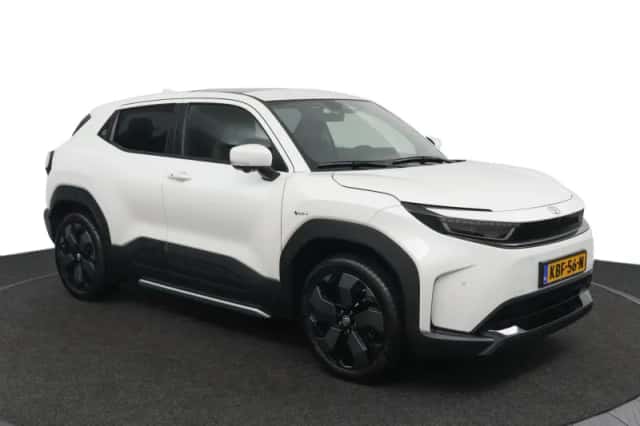 Toyota Urban Cruiser (2026) thumbnail 3