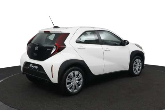 Toyota Aygo X (2026) thumbnail 2