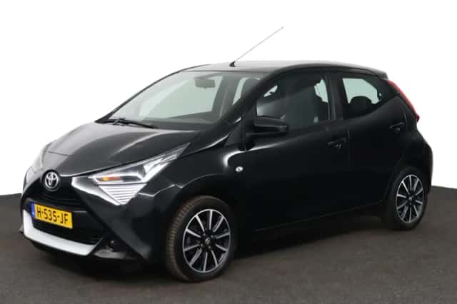 Toyota Aygo (2020) thumbnail 1