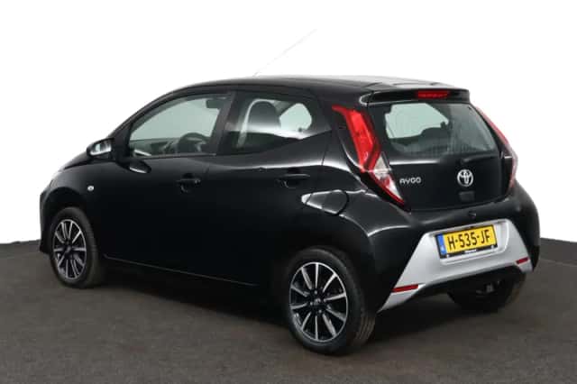 Toyota Aygo (2020) thumbnail 4