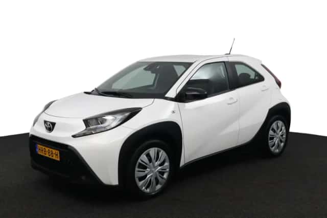 Toyota Aygo X (2025) thumbnail 1