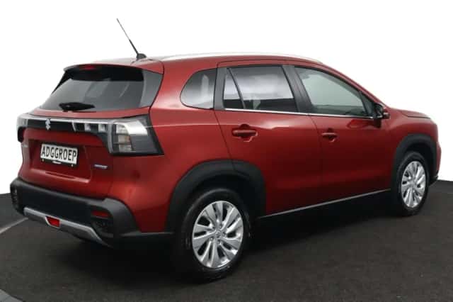 Suzuki S-Cross (2026) thumbnail 2