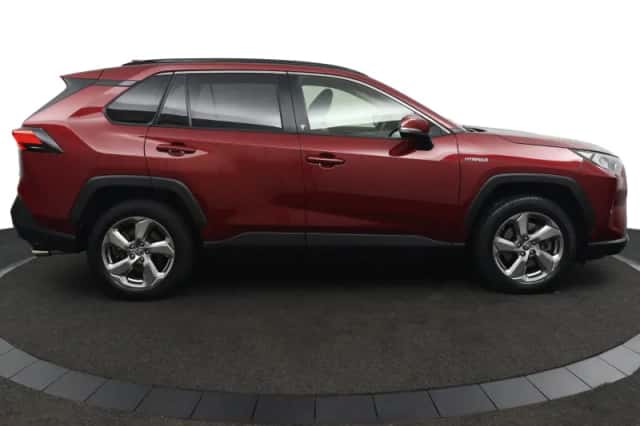 Toyota RAV4 (2021) thumbnail 5