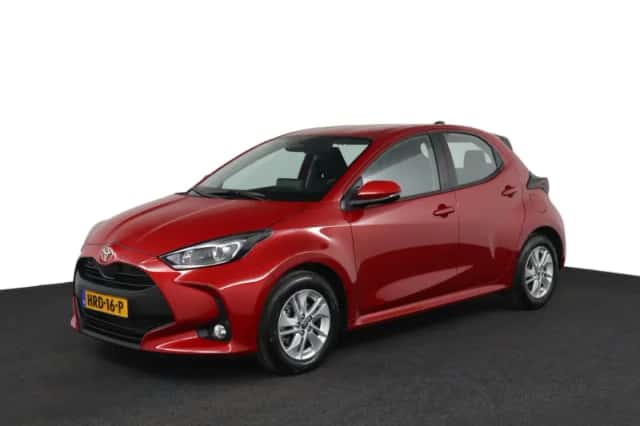 Toyota Yaris (2025) thumbnail 1