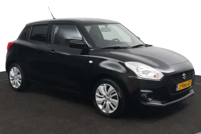 Suzuki Swift (2020) thumbnail 2
