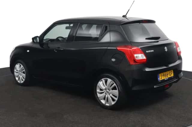 Suzuki Swift (2020) thumbnail 4