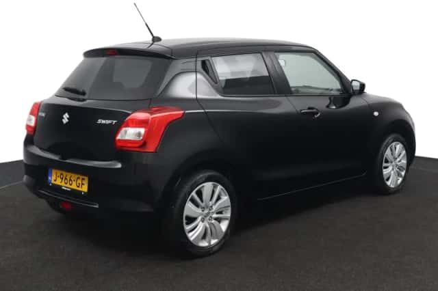 Suzuki Swift (2020) thumbnail 5