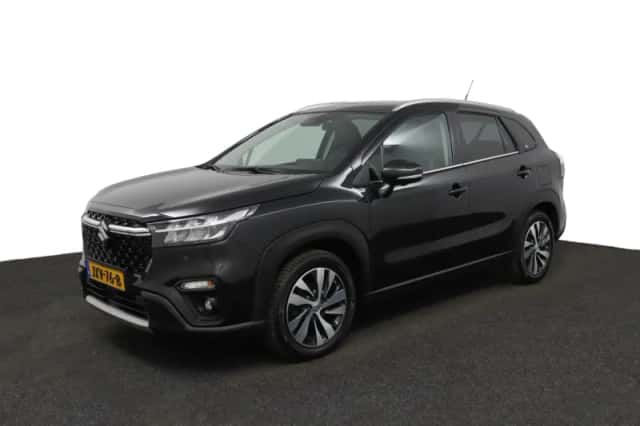 Suzuki S-Cross (2023) thumbnail 1
